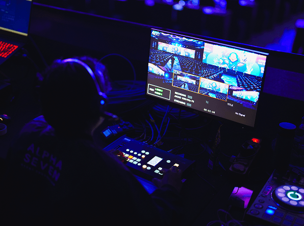 Professional Live Streaming & Multi-Camera Broadcast